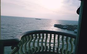 Sharaa Seaview Apartment